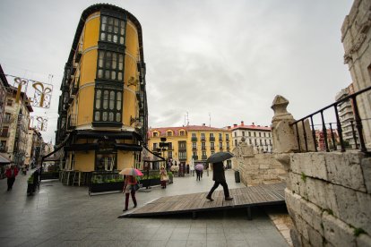 Cruce de las calles Arribas y Cascajares