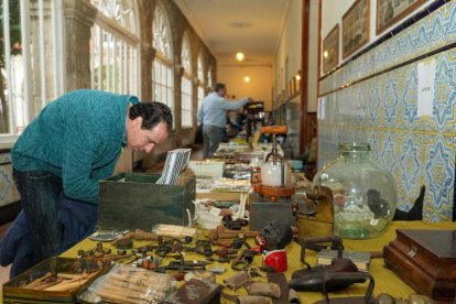 Feria del coleccionismo en el Colegio San José
