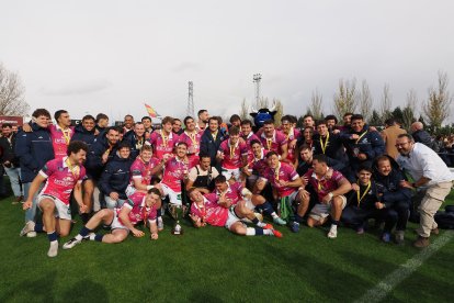 Final de la Supercopa de rugby entre Chami Salvador y Vrac Quesos Entrepinares.