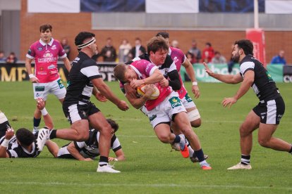 Final de la Supercopa de rugby entre Chami Salvador y Vrac Quesos Entrepinares.