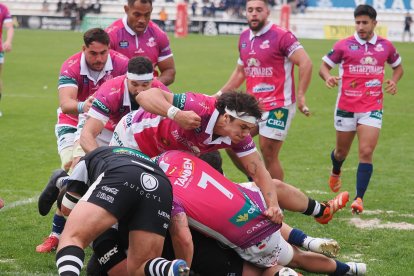 Final de la Supercopa de rugby entre Chami Salvador y Vrac Quesos Entrepinares.