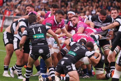 Final de la Supercopa de rugby entre Chami Salvador y Vrac Quesos Entrepinares.