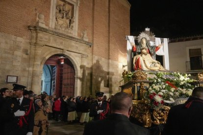 Procesión por el 400 aniversario de la imagen de Nuestra Señora de La Piedad.