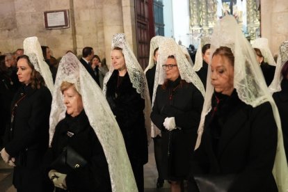 Procesión por el 400 aniversario de la imagen de Nuestra Señora de La Piedad.