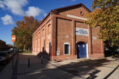 Una de las naves que pertenece al Banco de Alimentos de Valladolid