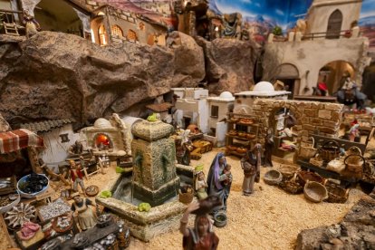 Belén montado por una familia de la calle santiago