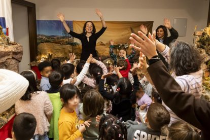 Belén montado por una familia de la calle santiago
