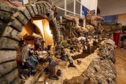 Belén montado por una familia de la calle santiago