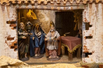 Belén montado por una familia de la calle santiago