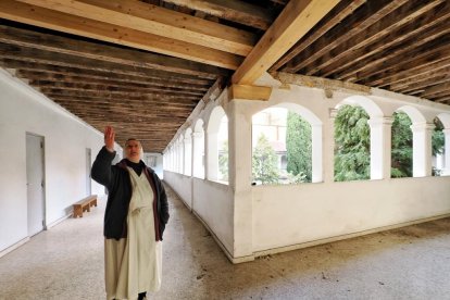 Las monjas de la Concepción muestran la iniciativa de 'Apadrina una viga'