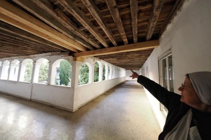 Las monjas de la Concepción muestran la iniciativa de 'Apadrina una viga'