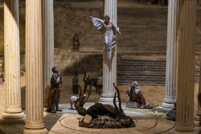 Escena de la anunciación a los pastores en el templo de Vesta.