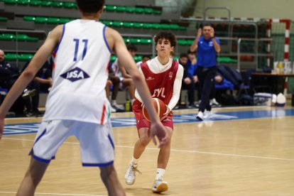 Torneo Internacional Cadete de baloncesto en Íscar