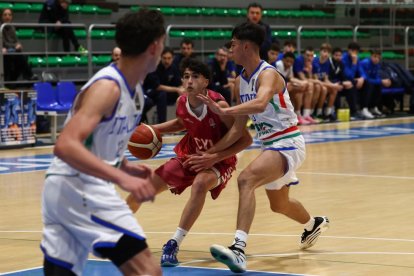 Torneo Internacional Cadete de baloncesto en Íscar