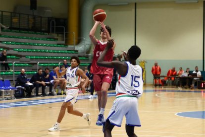 Torneo Internacional Cadete de baloncesto en Íscar