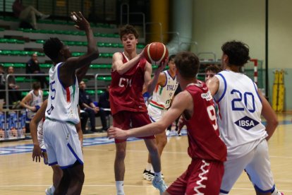 Torneo Internacional Cadete de baloncesto en Íscar