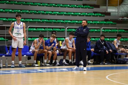 Torneo Internacional Cadete de baloncesto en Íscar