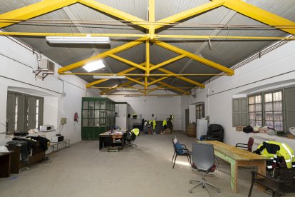 Antigua carpintería utilizada ahora por la empresa que ejecuta las obras de la calle Canal.