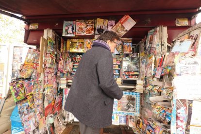 Quiosco frente al número 18 del paseo de Zorrilla.