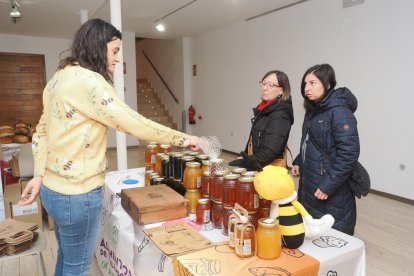 Celebración del V Mercado Navideño de Alimento de Valladolid
