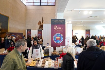 Feria de repostería Dulce Tentación, que se celebra en el vestíbulo principal de las Cortes.