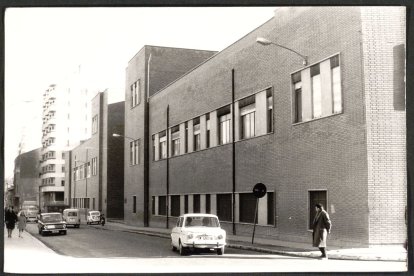 La calle de La Merced el siglo pasado.