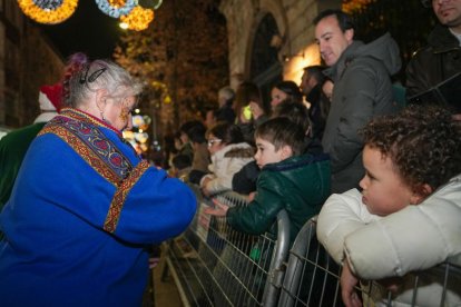 La tradicional 'Cabalgaza' de Papá Noel recorre las calles del centro de Valladolid