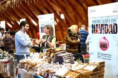 La V edición del Mercado de Navidad y el III Salón del Vino de Alimentos de Valladolid