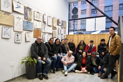 Exposición colectiva de dibujo ''apuntes del natural'', con obras de 24 artistas participantes en las sesiones organizadas por el dibujante Raúl Allén en su estudio