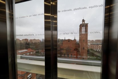Valladolid estrena ascensor en el barrio Girón.