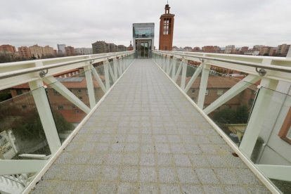 Valladolid estrena ascensor en el barrio Girón.