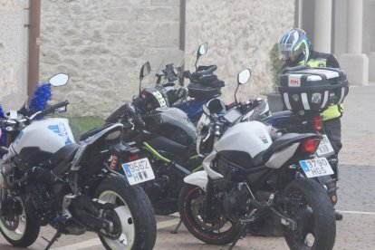 Cabalgata motera en Viloria del Henar