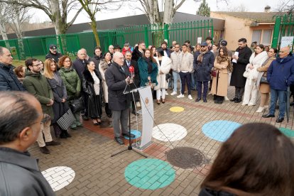 Jesús Julio Carnero, inaugura el nuevo Paseo Juan Antonio Jiménez Muñoz ‘Jeros’
