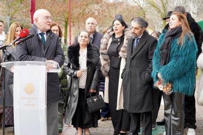Jesús Julio Carnero, inaugura el nuevo Paseo Juan Antonio Jiménez Muñoz ‘Jeros’