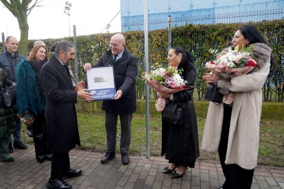 Jesús Julio Carnero, inaugura el nuevo Paseo Juan Antonio Jiménez Muñoz ‘Jeros’