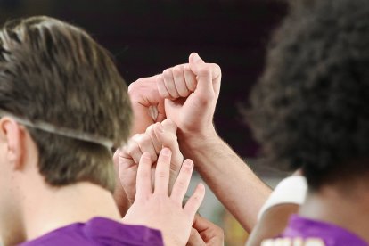 Imagen del UEMC Baloncesto Valladolid ante Cáceres Patrimonio de la Humanidad.