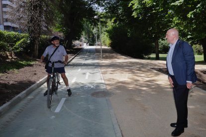 Inauguración del carril bici de Isabel la Católica