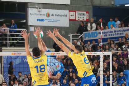 Supercopa de Voleibol en Pisuerga entre Soria y Guaguas.