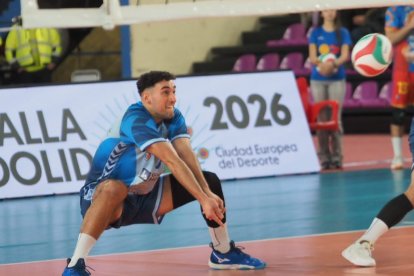 Supercopa de Voleibol en Pisuerga entre Soria y Guaguas.