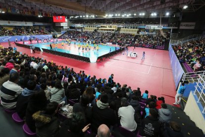 Supercopa de Voleibol en Pisuerga entre Soria y Guaguas.