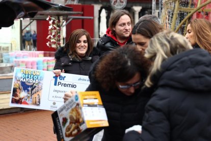 Compras de la premiada del Árbol de los Deseos.