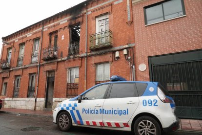 Casa 'okupa' en la calle Estrella tras el incendio
