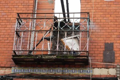 Casa 'okupa' en la calle Estrella tras el incendio