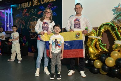 La comunidad venezolana de León recibe con alegría las noticias de Venezuela