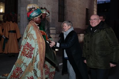 El alcalde de Valladolid, Jesús Julio Carnero, antes de la Cabalgata