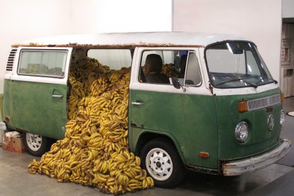 'Noticias de América', una obra de Paulo Nazareth de 2023.