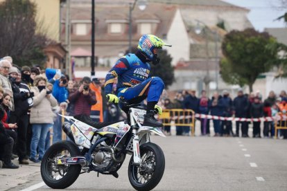 Salida libre a Aldeamayor de San Martin y exhibición de Stunt666 +