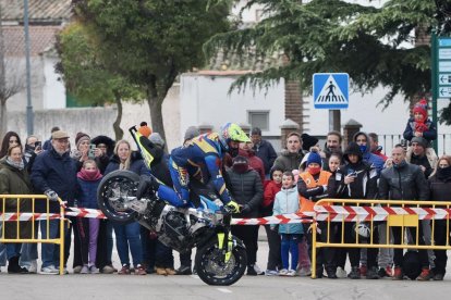 Salida libre a Aldeamayor de San Martin y exhibición de Stunt666 +