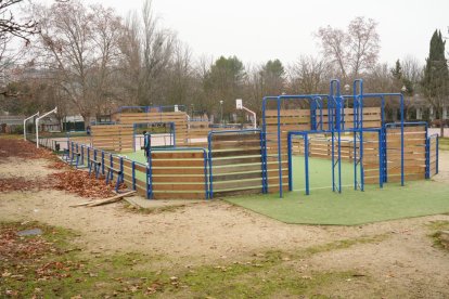 Área deportiva junto al parque Juan de Austria