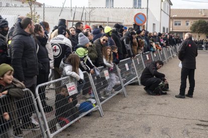 Exhibición en Mojados de stunt y saltos en Pingüinos 2026